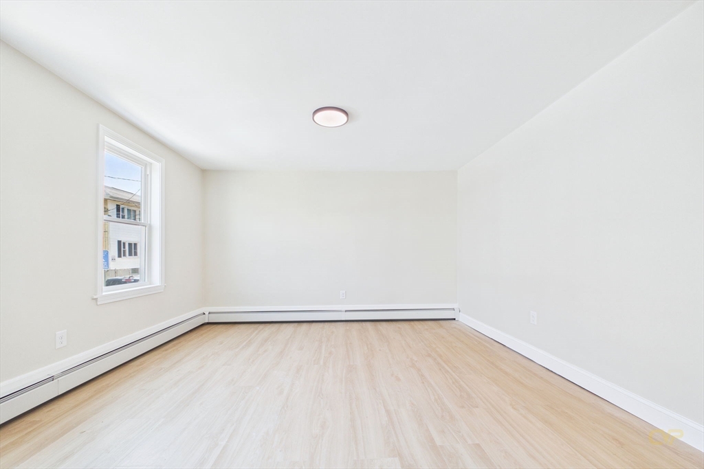 201 Wade St Property Photo 4