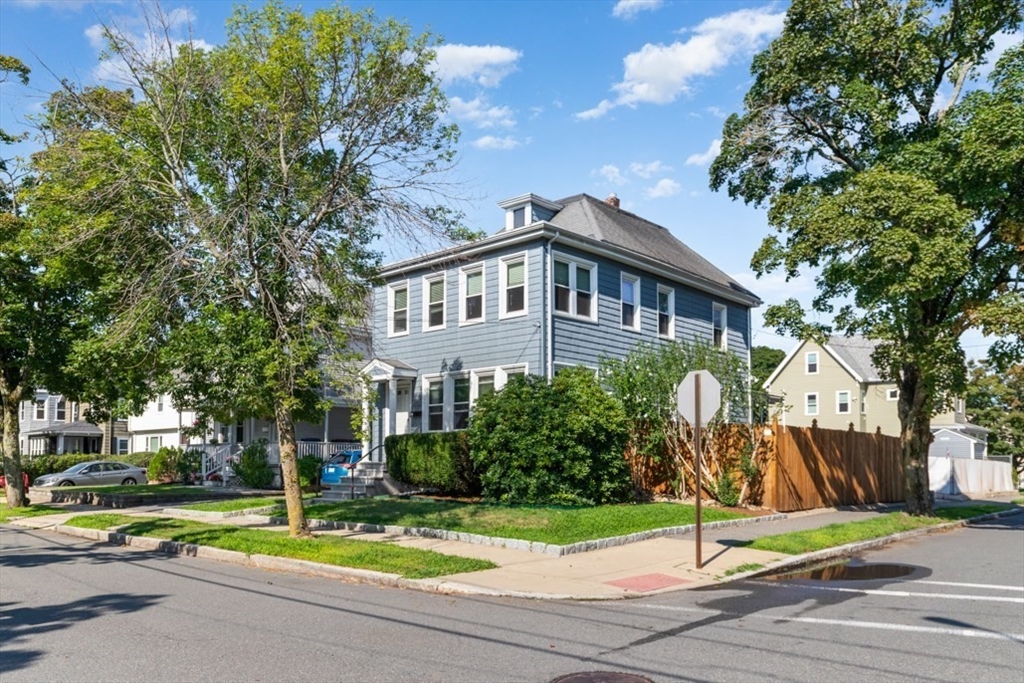 64 Cleveland St Property Photo 1