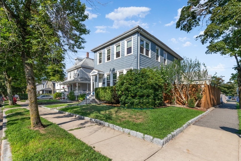 64 Cleveland St Property Photo 2