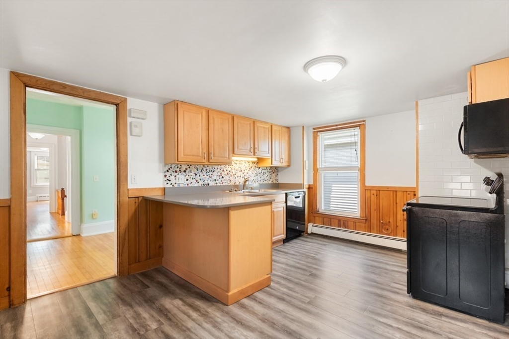 64 Cleveland St Property Photo 13