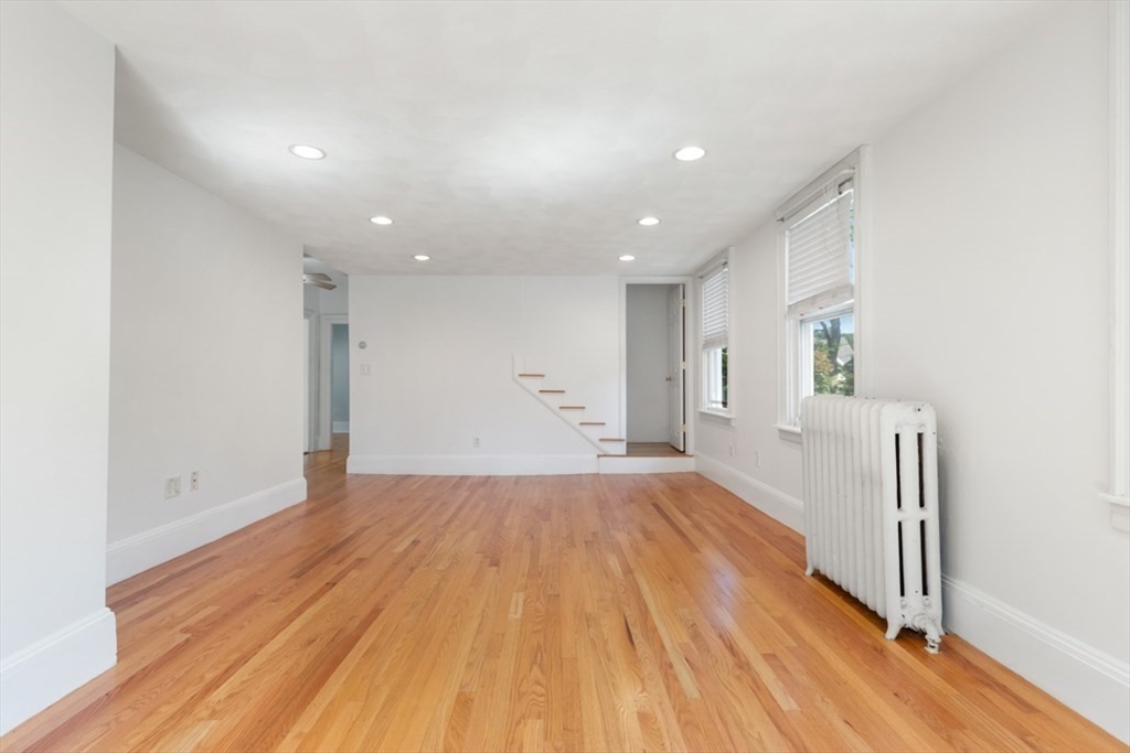 64 Cleveland St Property Photo 20