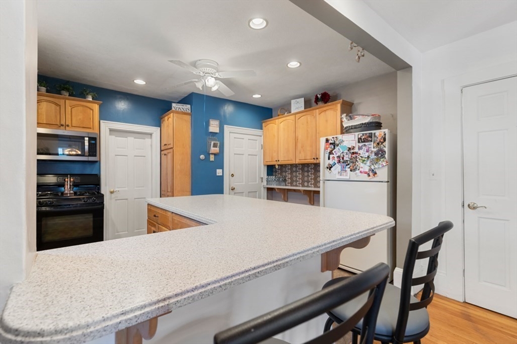 64 Cleveland St Property Photo 23