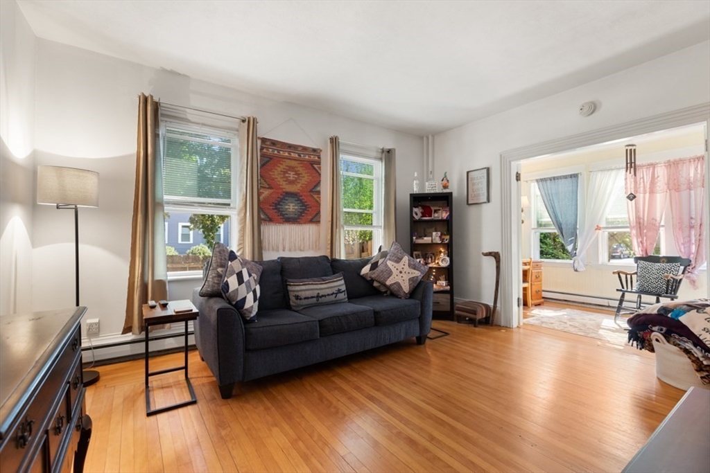 64 Cleveland St Property Photo 29
