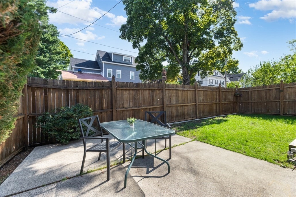 64 Cleveland St Property Photo 31