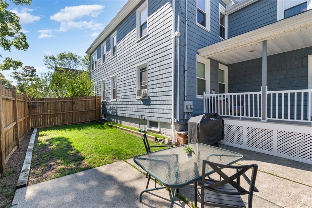 64 Cleveland St Property Photo 32