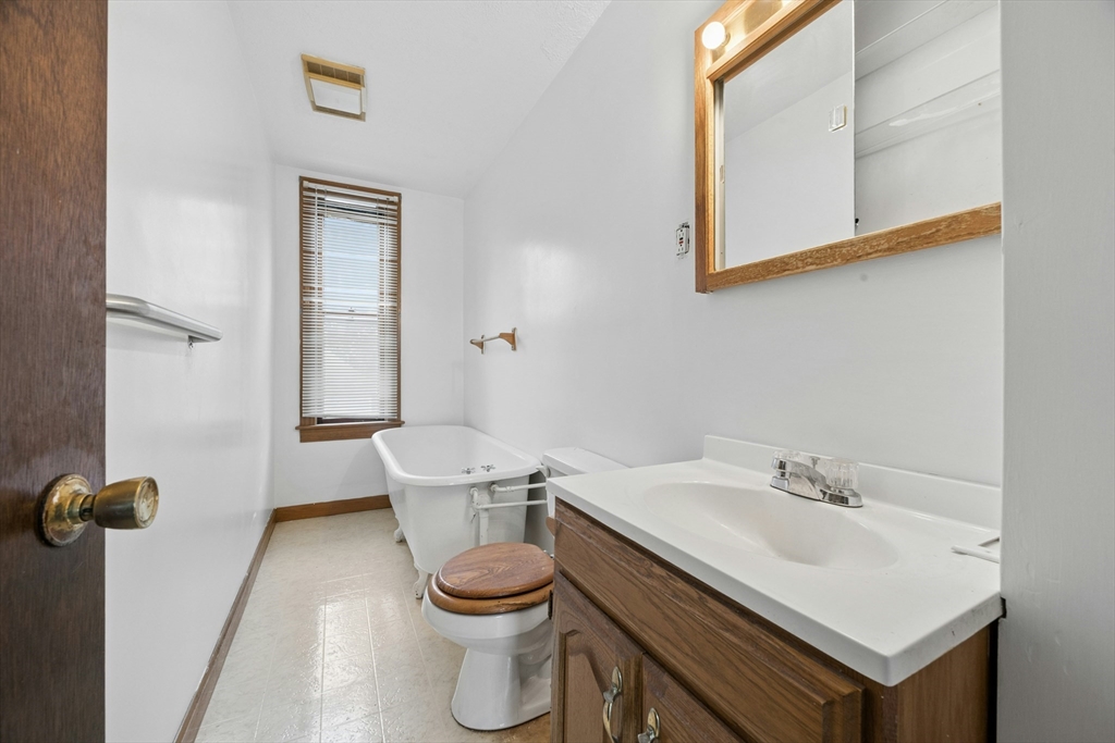 188 Vernon Street Property Photo 25