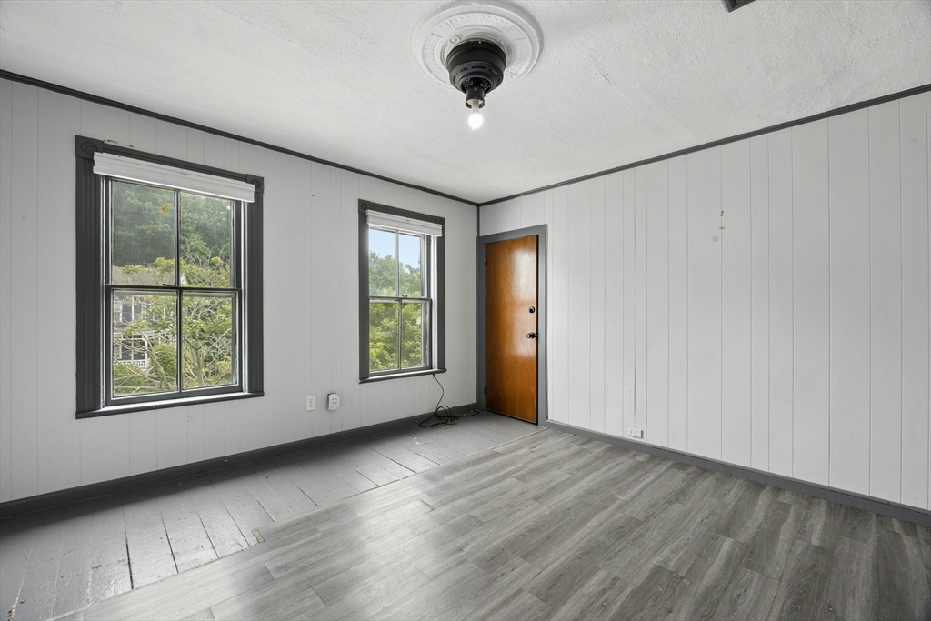 188 Vernon Street Property Photo 27