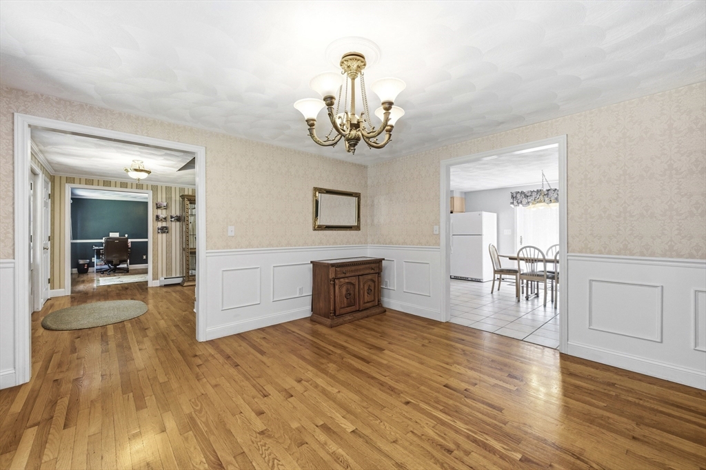 7 Fuller Lane Property Photo 6