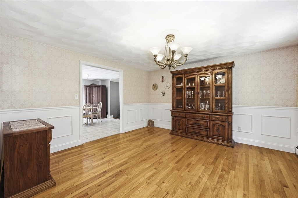 7 Fuller Lane Property Photo 7