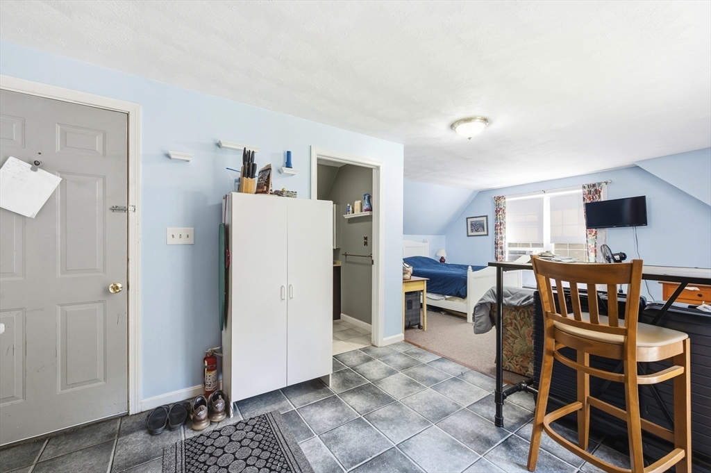 7 Fuller Lane Property Photo 32