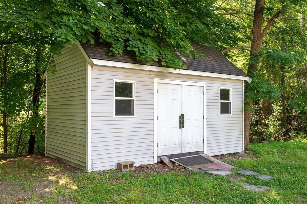 7 Fuller Lane Property Photo 37