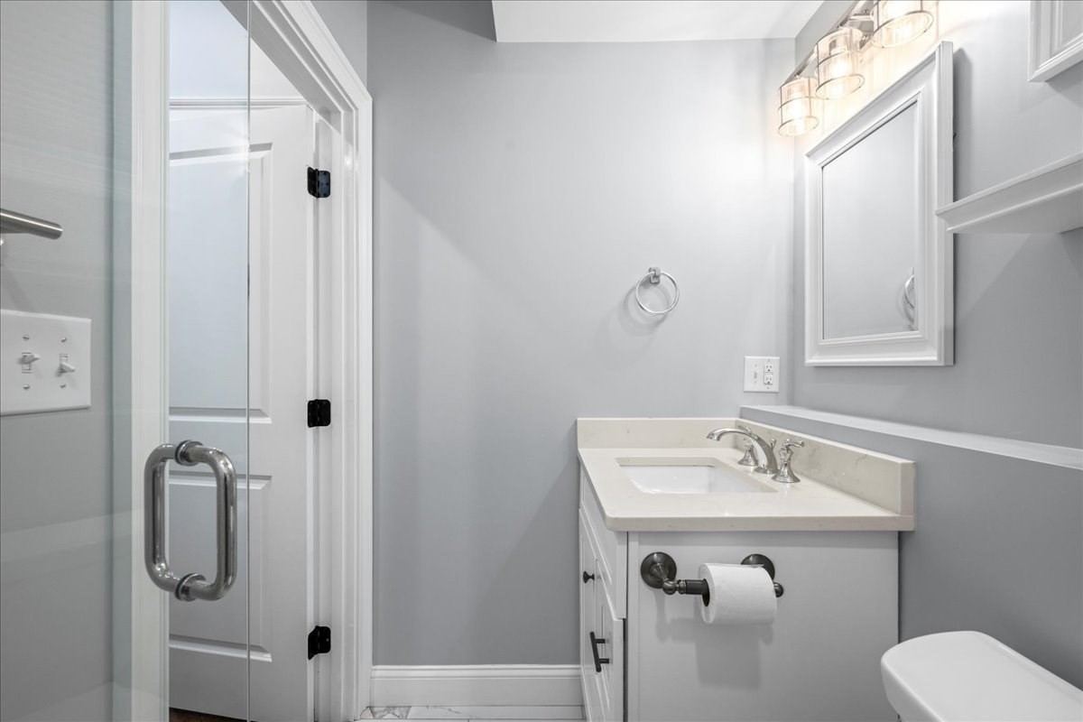 104 Beacon St # 2 Property Photo 15