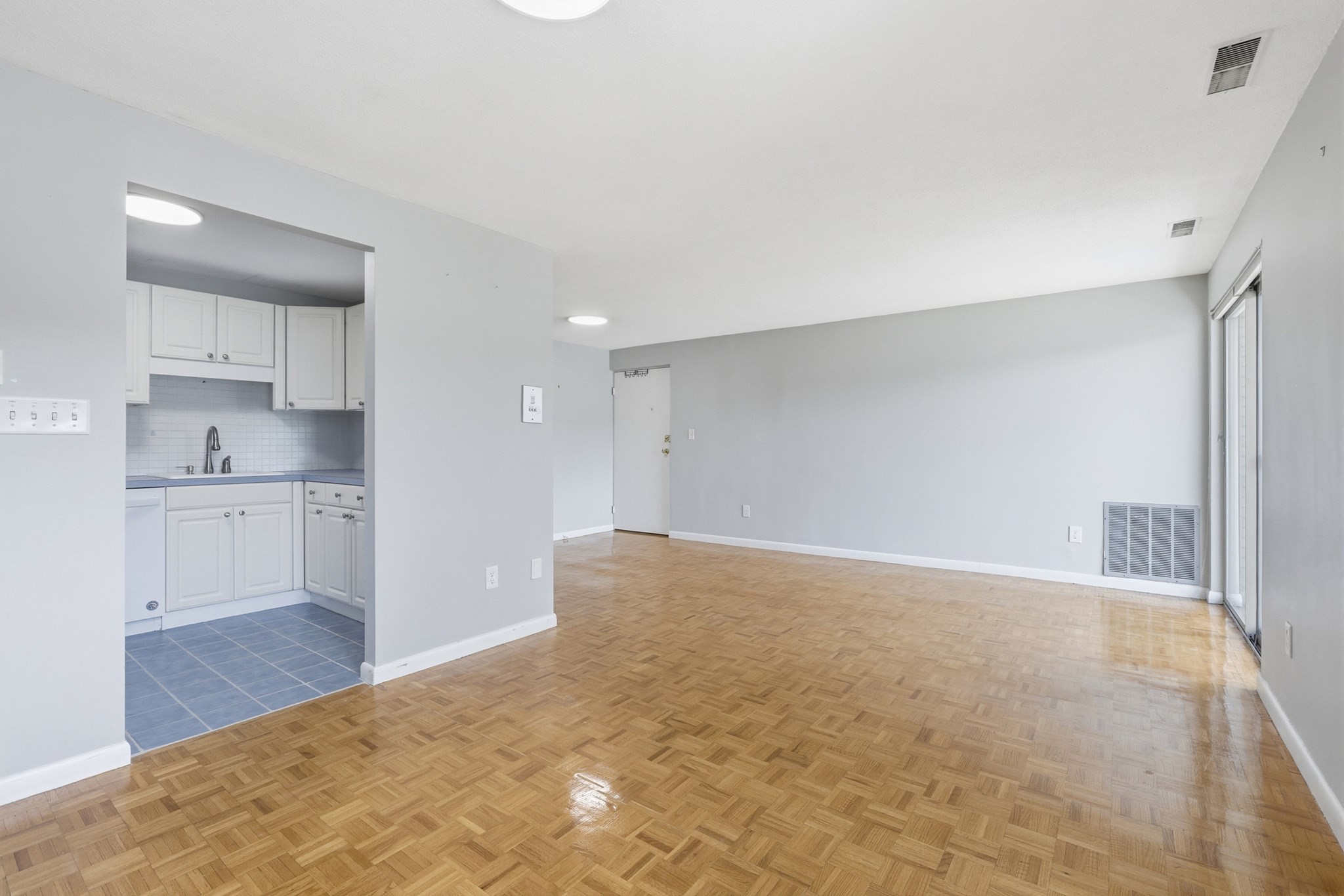 300 Park Terrace Drive # 358 Property Photo 8