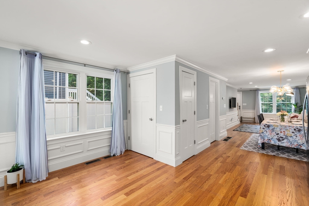 34 Washington St # 34 Property Photo 7