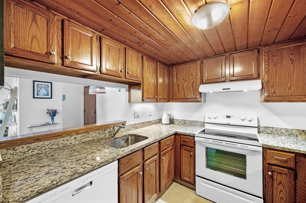 50 Rantoul St # 407 Property Photo 12