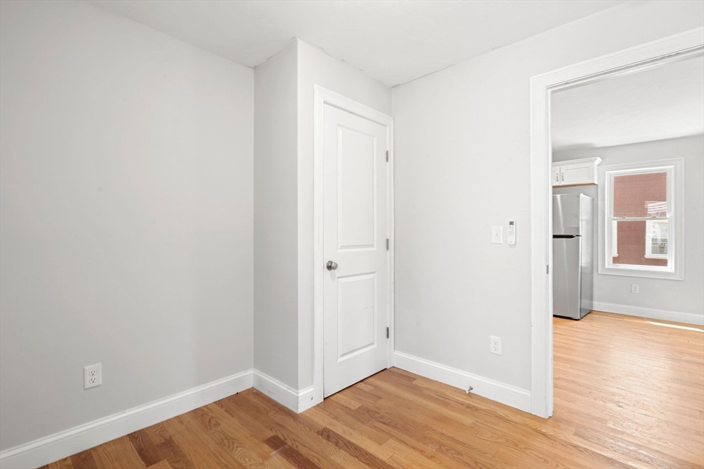 415 Danforth St Property Photo 14