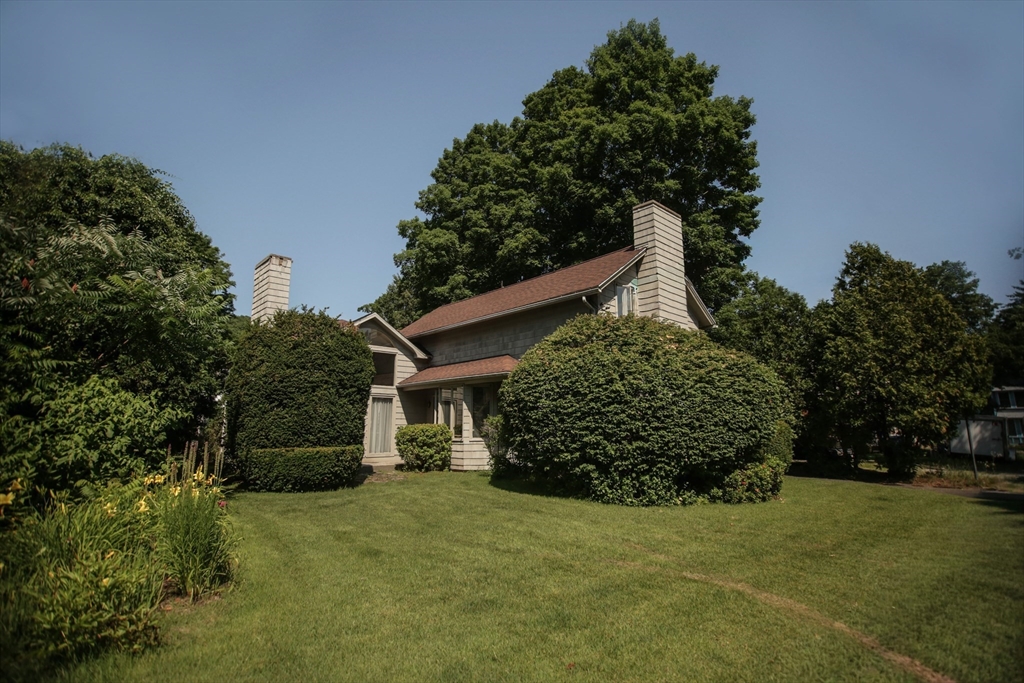 5 Hampden Ct Property Photo 1