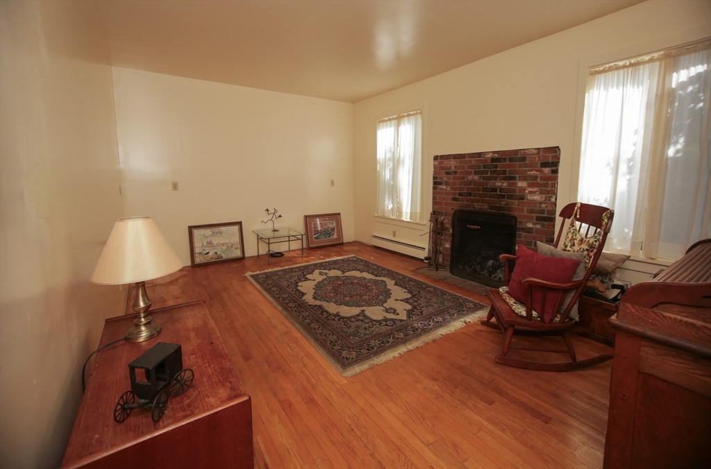 5 Hampden Ct Property Photo 17