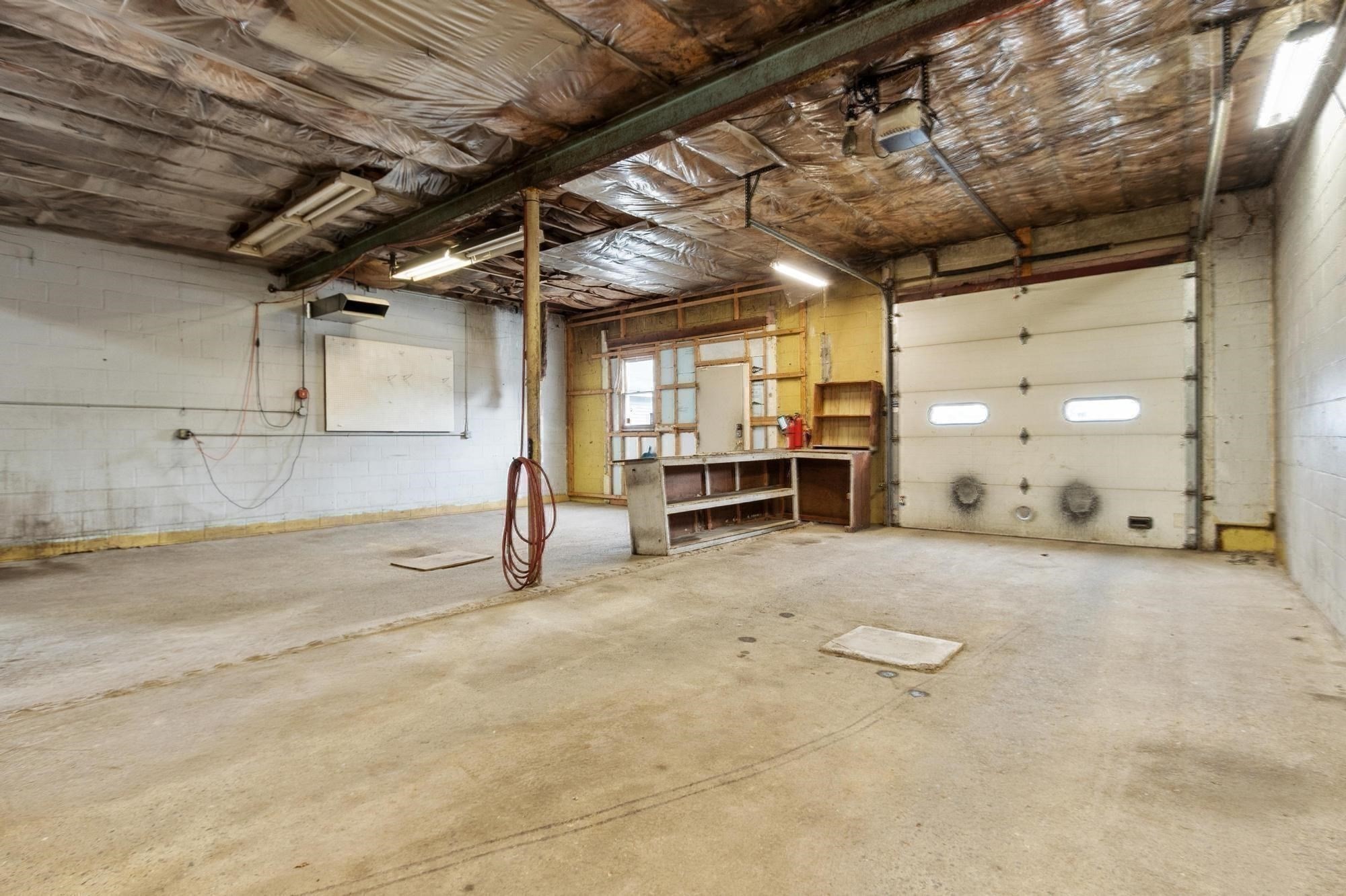 181 E Main St # B4 Property Photo 5