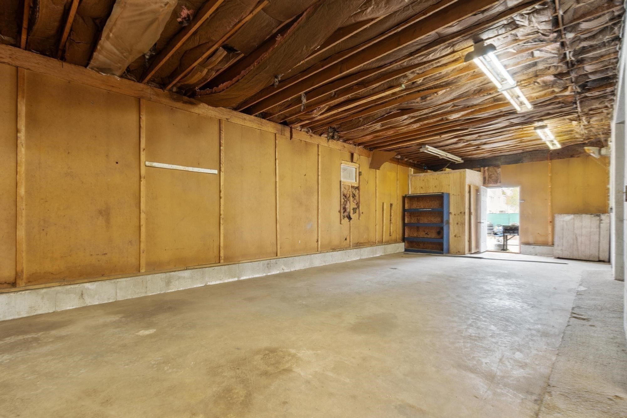 181 E Main St # B4 Property Photo 10