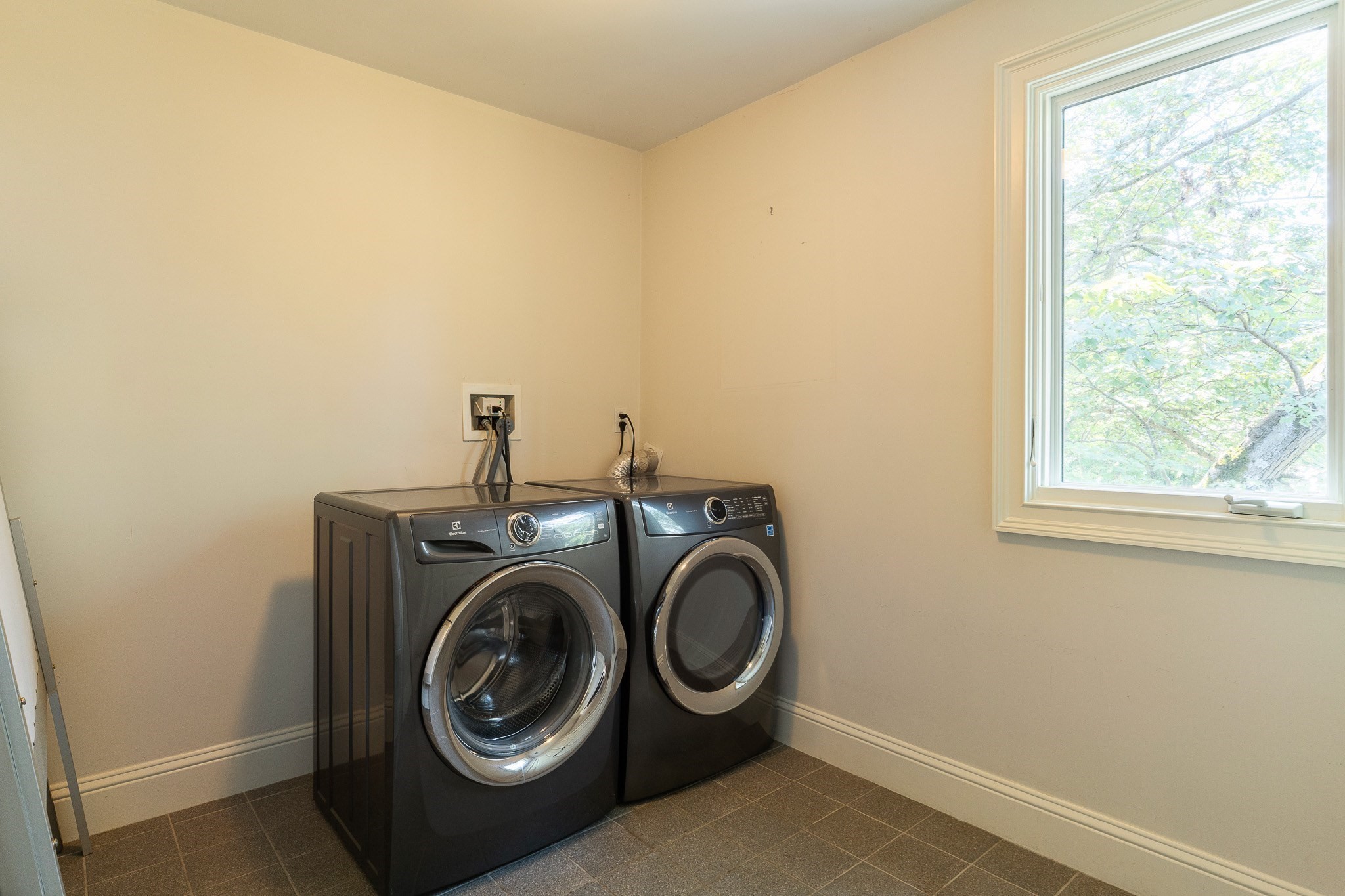 103 Levbert Rd # 103 Property Photo 26