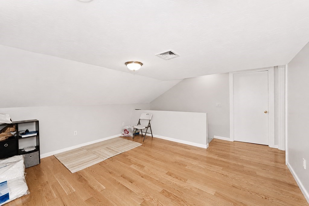 51 Bonney St Property Photo 16