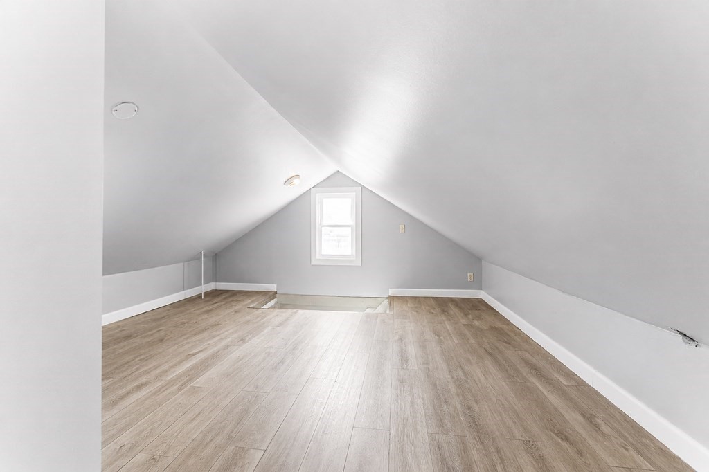 51 Bonney St Property Photo 28