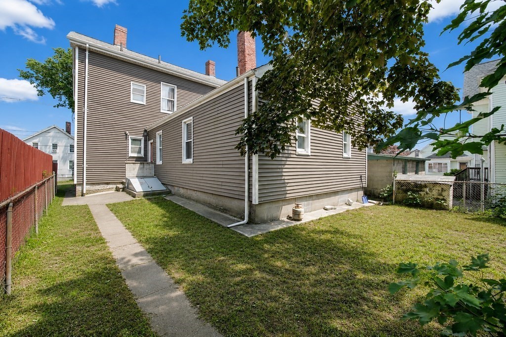51 Bonney St Property Photo 36