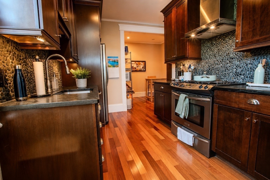 164 Strathmore # 23 Property Photo 2