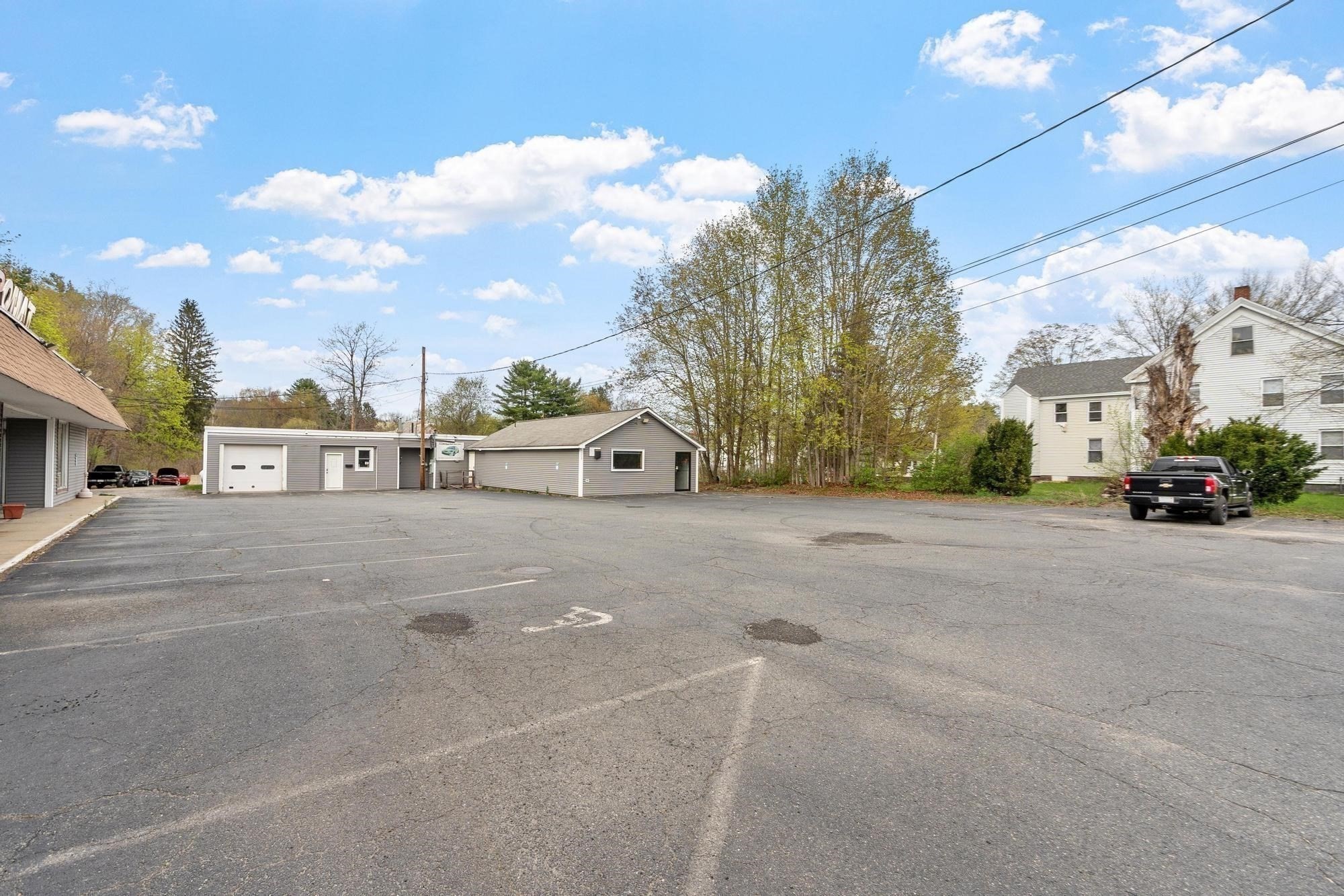 181 E Main St # B6 Property Photo 2