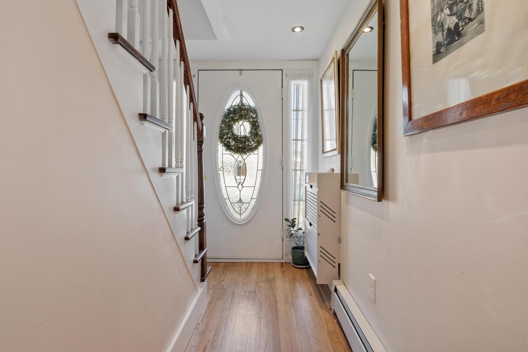 9 Cross St Property Photo 23