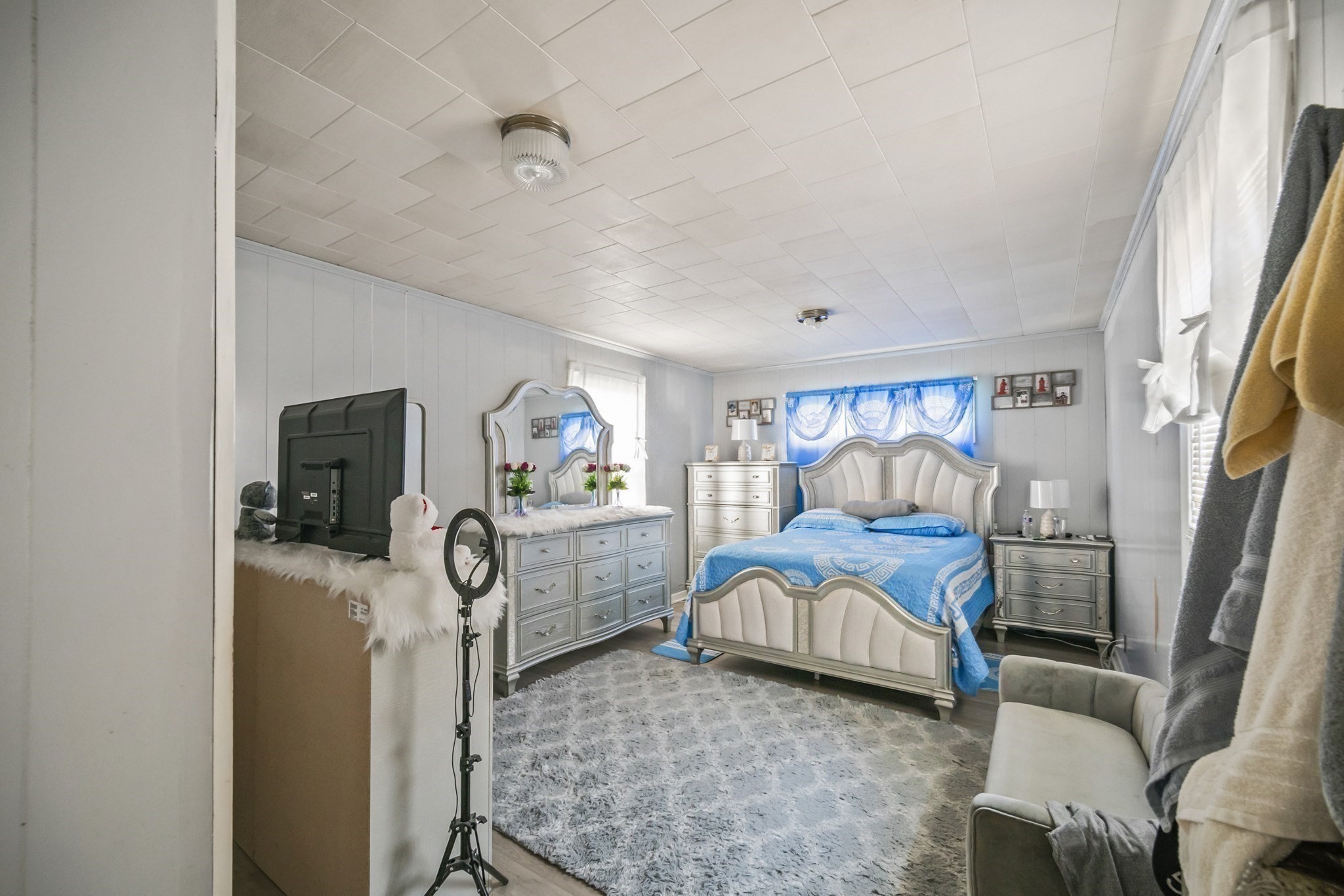 82 Snell St Property Photo 14