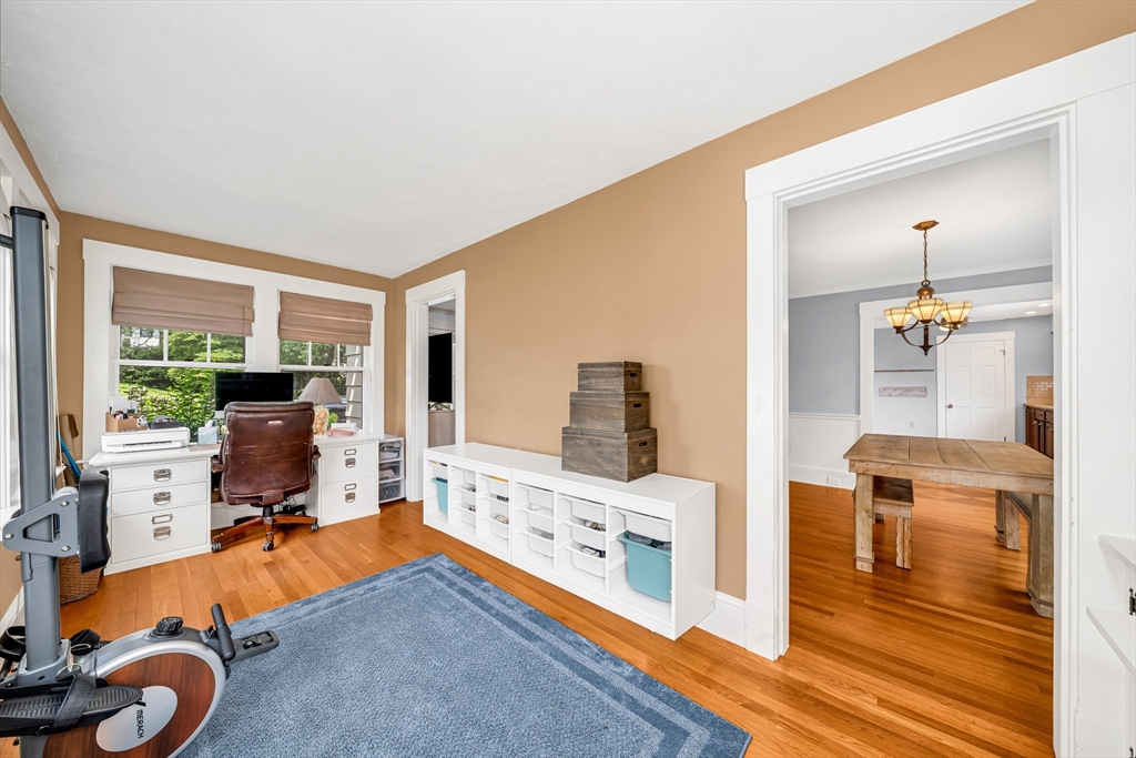 10 Essex St Property Photo 13