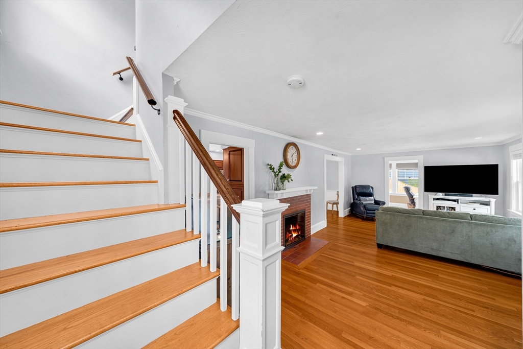 10 Essex St Property Photo 18