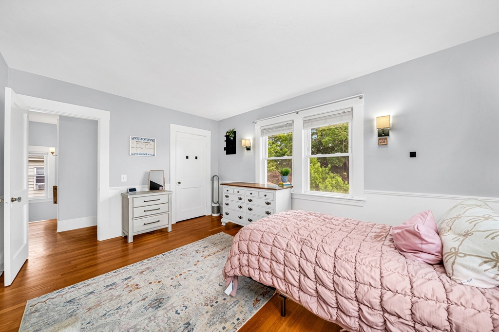 10 Essex St Property Photo 23