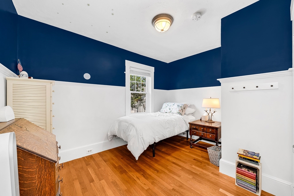 10 Essex St Property Photo 25