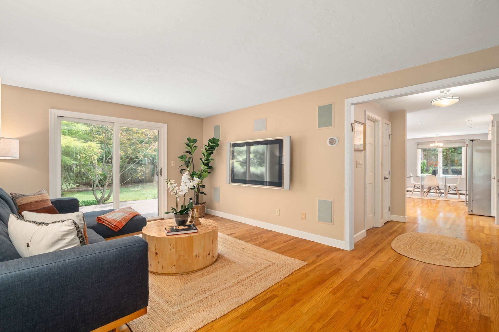 75 Hammond Pond Parkway Property Photo 9