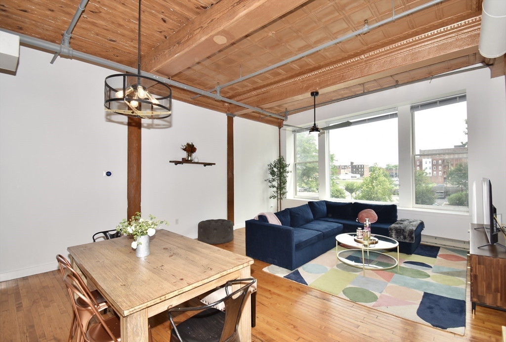 385 Worthington Street # 2f Property Photo 8