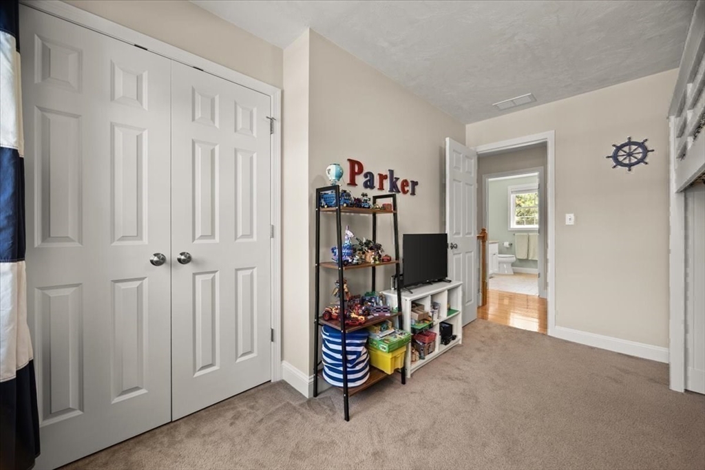 16 Summit Circle Property Photo 28