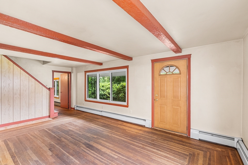 31 Conway St Property Photo 16