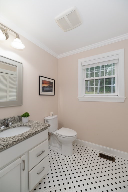 14 Overledge Road Property Photo 19