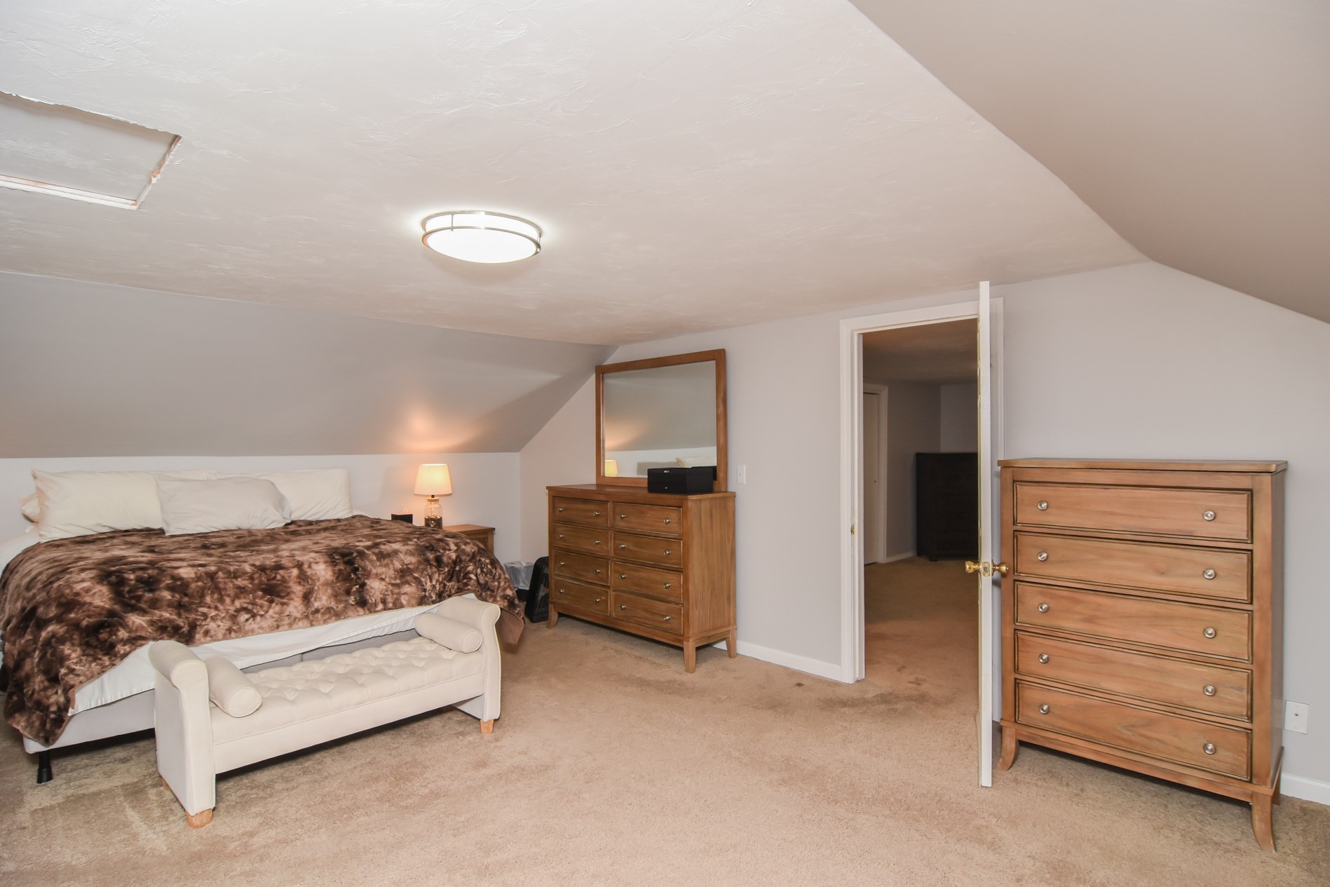 2 Lamb St Property Photo 30