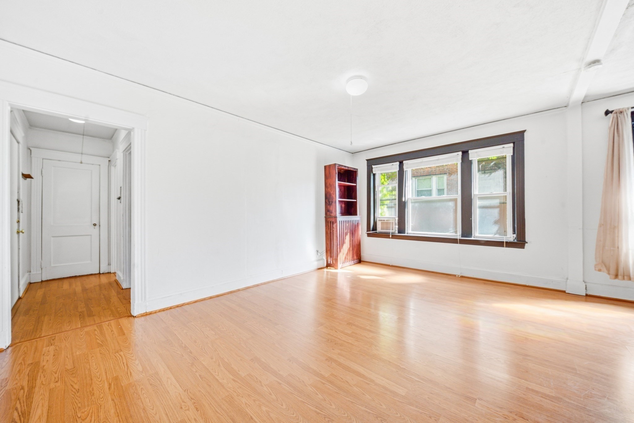 1607 Commonwealth Ave # 04 Property Photo 2