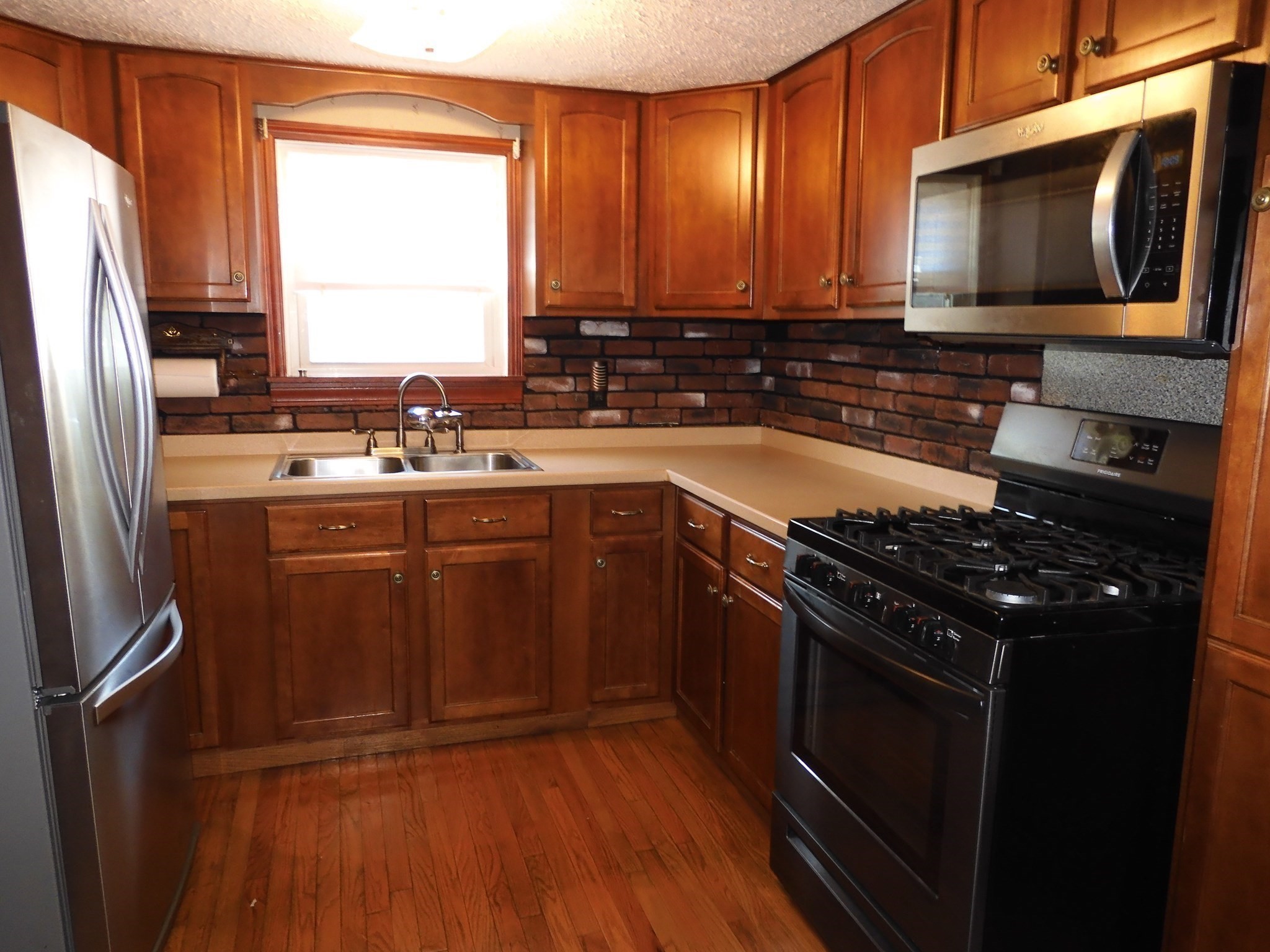 146 Bridle Rd Property Photo 9