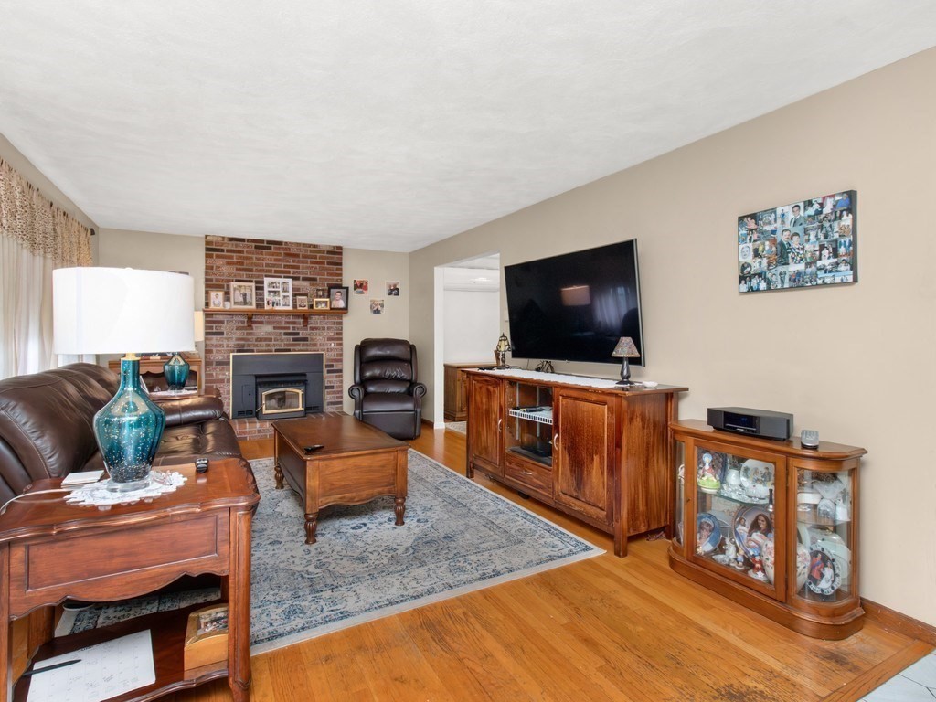 127 Westgate Road Property Photo 7