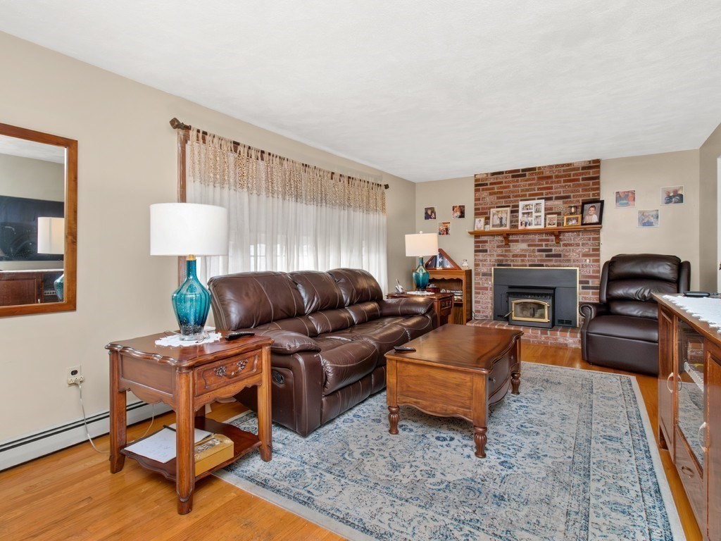 127 Westgate Road Property Photo 8