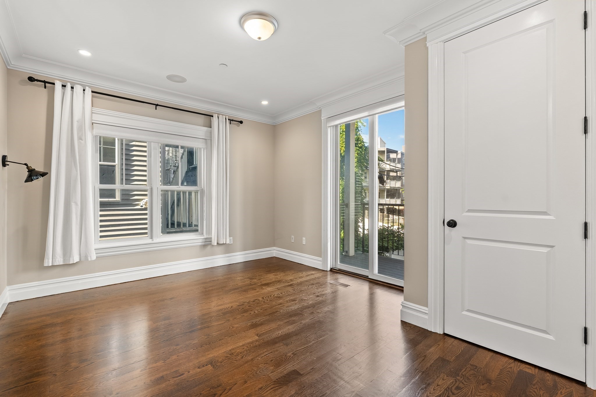 9 M # 2 Property Photo 16