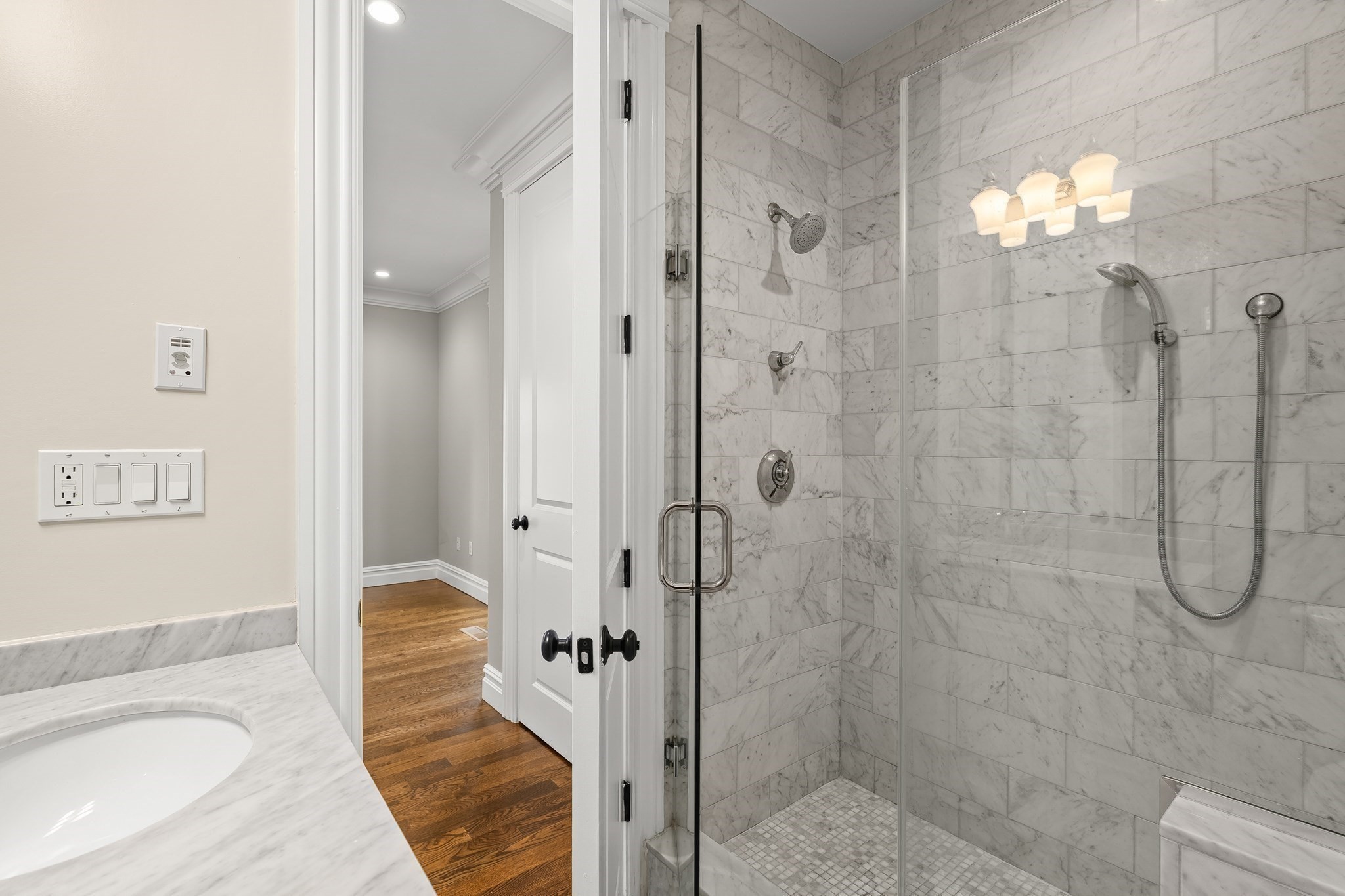 9 M # 2 Property Photo 36