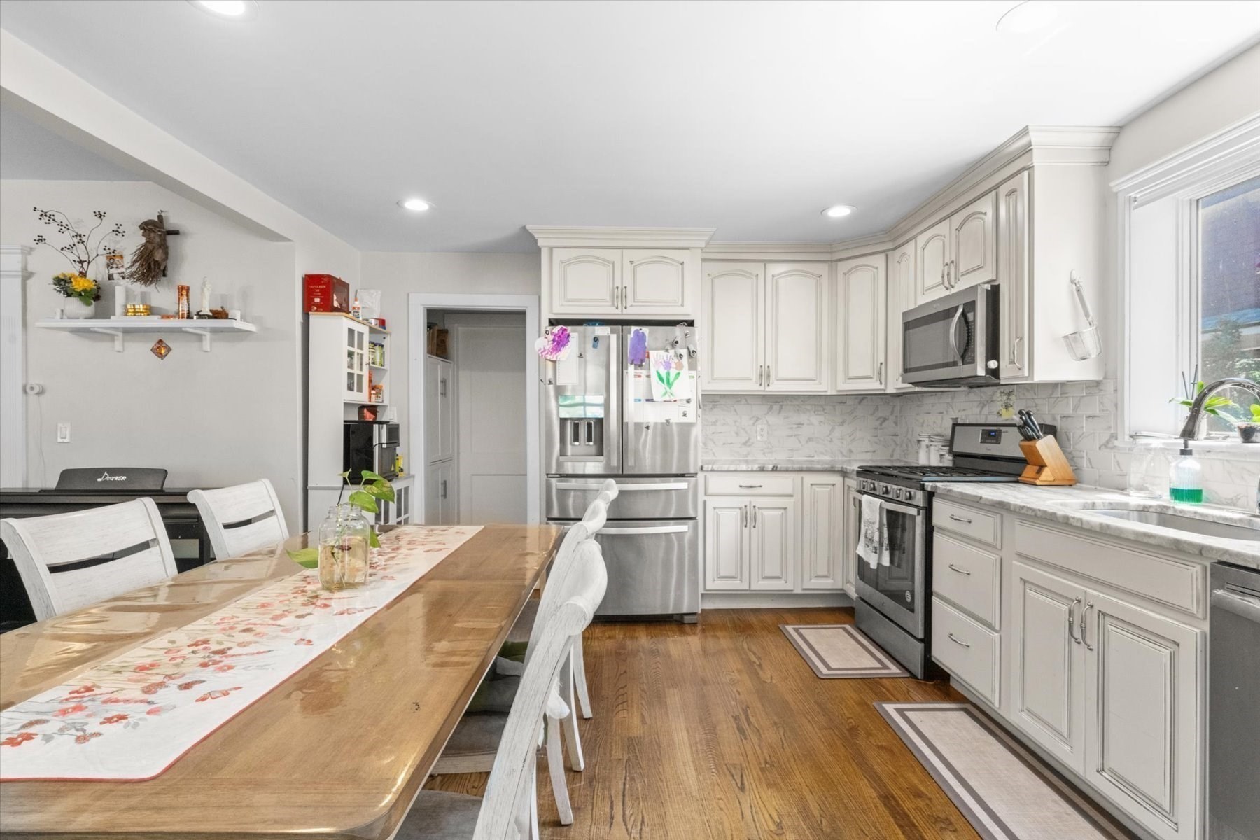 3 Oakland Park Property Photo 3