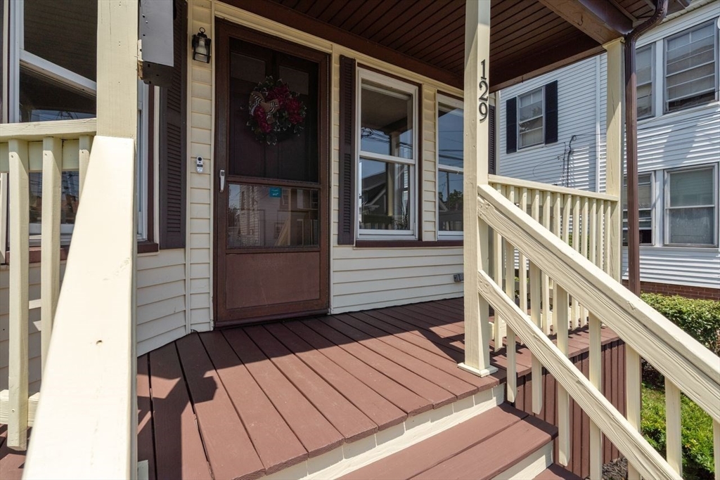 129 Maple Street Property Photo 5